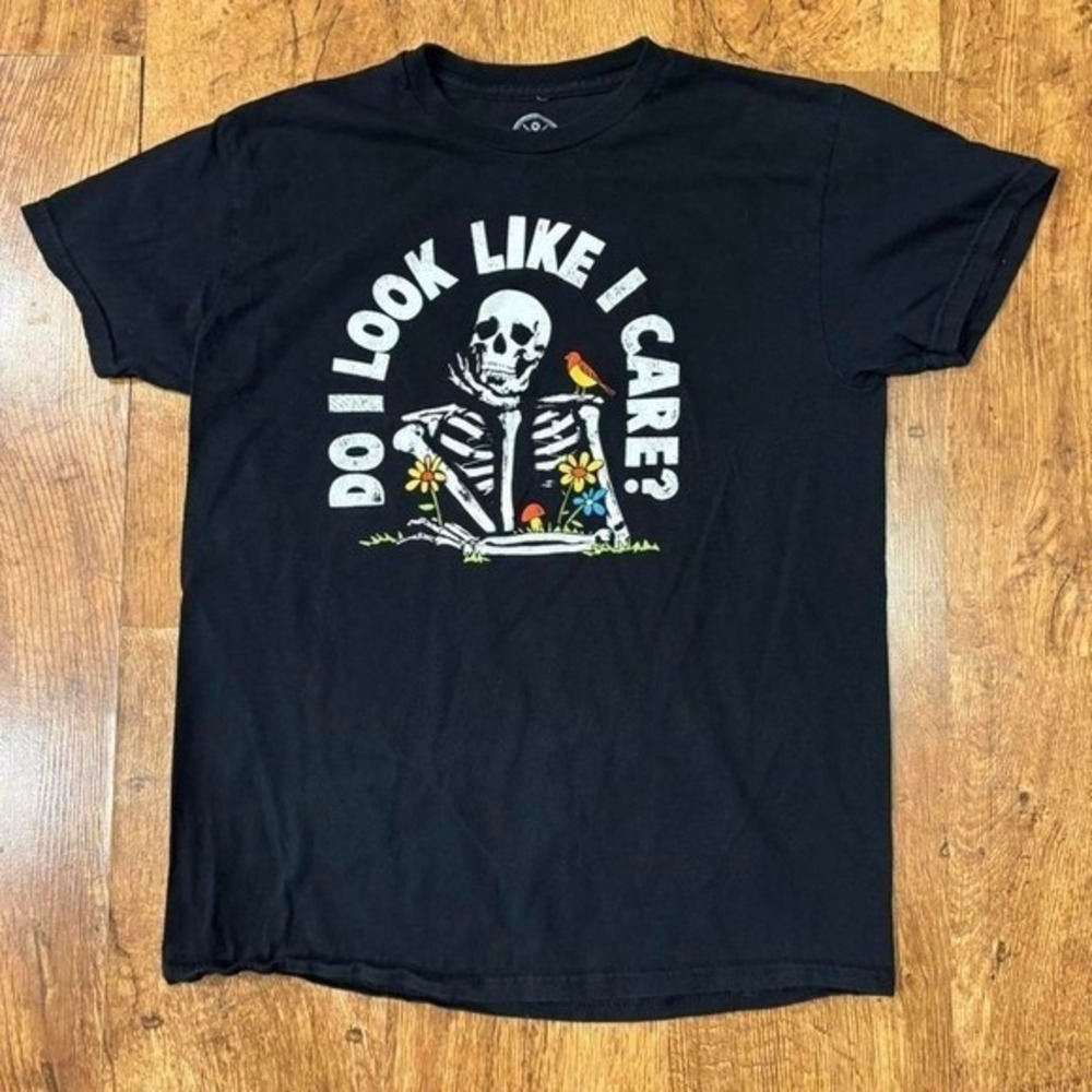 DOM Skeleton Do I Look Like I Care Black Graphic T-Shirt Mens Medium Streetwear